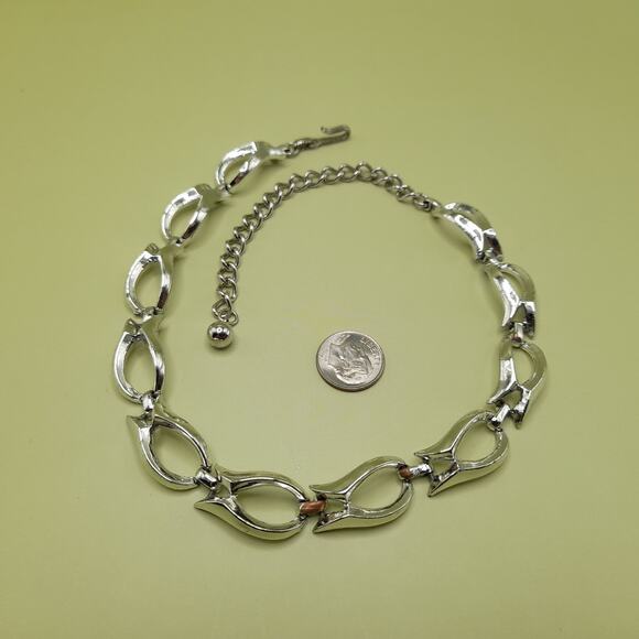 Vintage Silver Tone Oval Link Choker Necklace, 16 Inches, 1950s - Picture 9 of 12